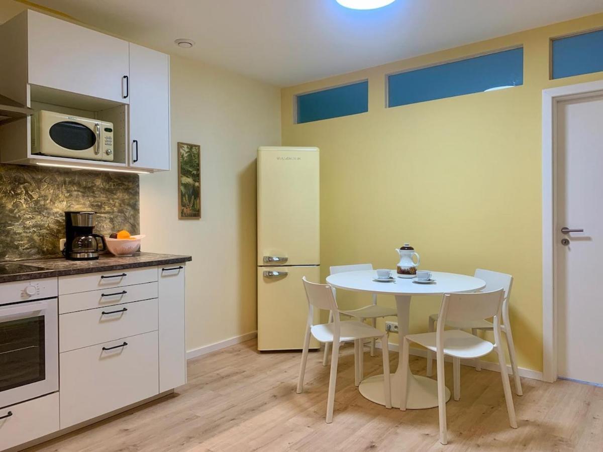In Location With Free Parking Space München